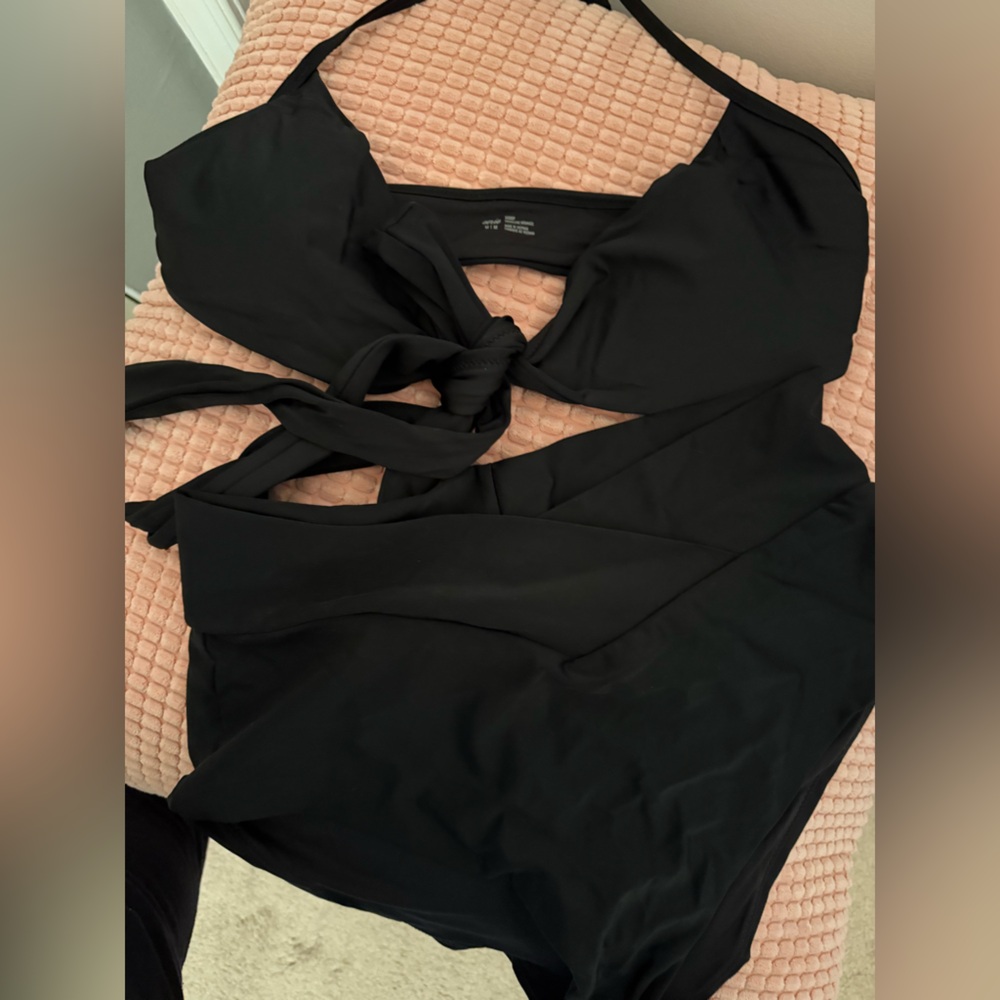 Aerie Black Scoop bikini